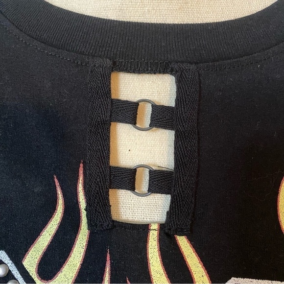 AC/DC ACDC Graphic Cropped Black Highway To Hell Tee Sz Large - Picture 6 of 10